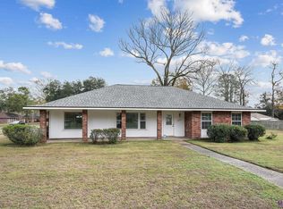 4052 Cypress St, Zachary, LA 70791