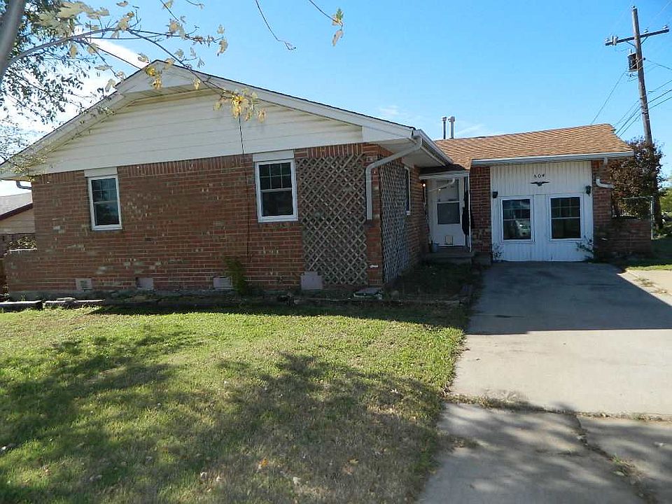 1st image of 604 NW 63rd St