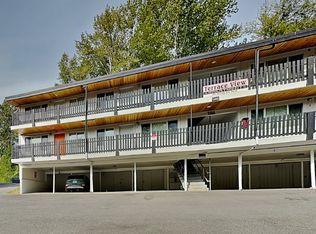 102 Summit Ave N APT 10, Kent, WA 98030