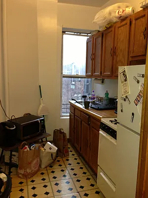 Rented by Kings Court Real Estate | media 46