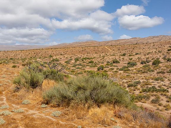 3rd image of 0 Highway 33