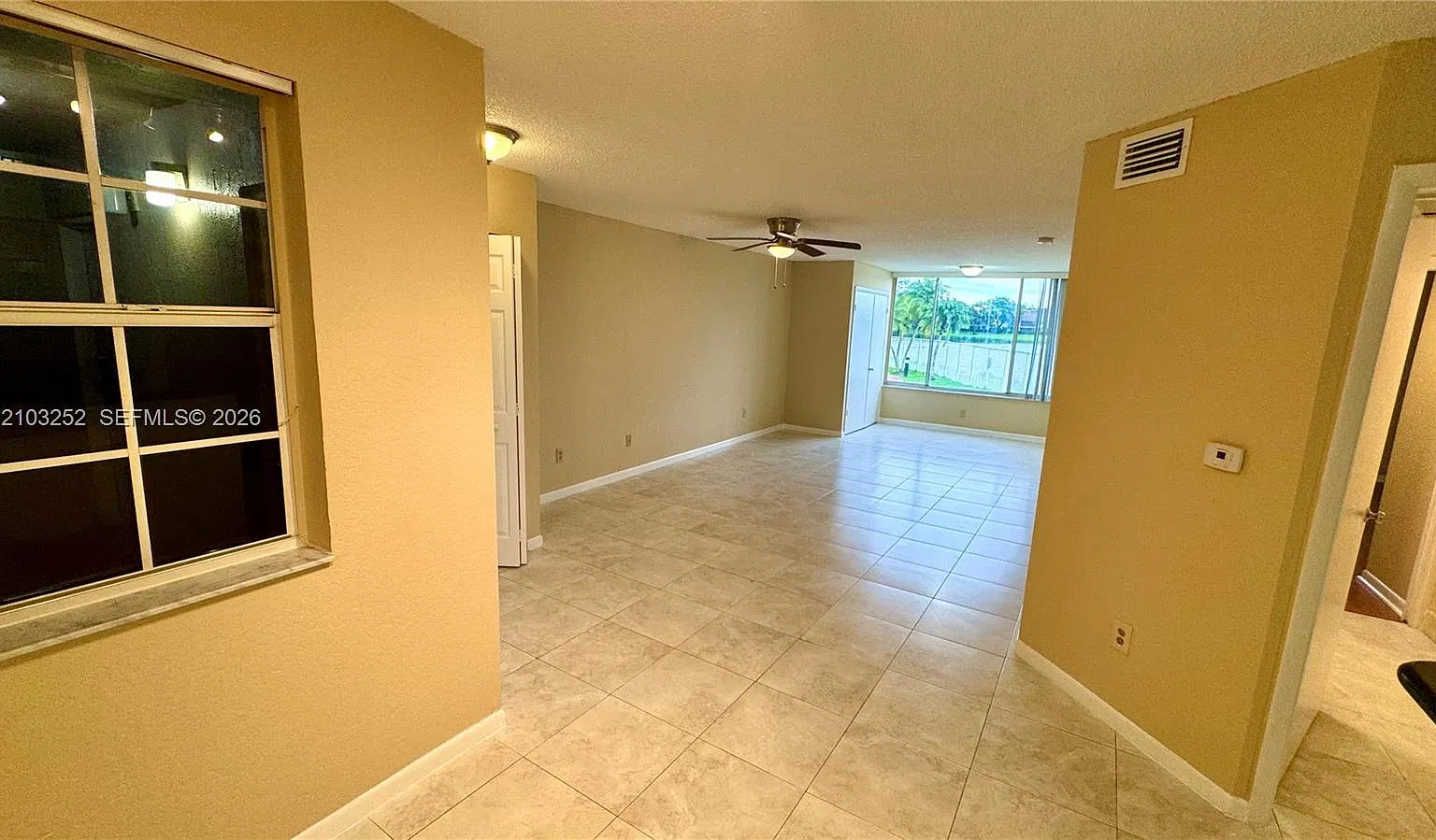 2880 N Oakland Forest Dr — Photo 2