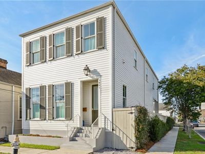 3801 Annunciation St, New Orleans, LA, 70115