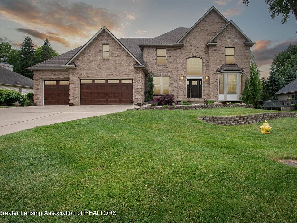 1st image of 4700 Canyon Trl