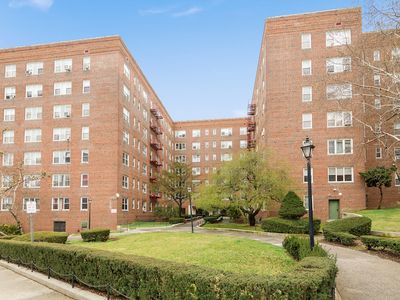 480 Riverdale Ave, Yonkers, NY, 10705