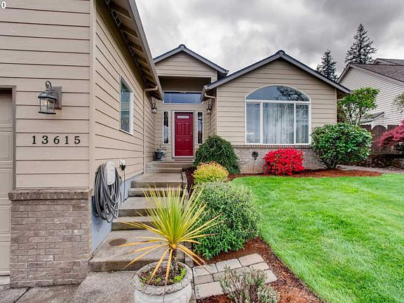 3rd image of 13615 Barclay Hills Dr
