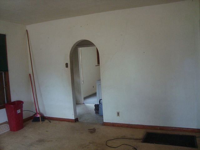 2nd image of 504 Ogden St