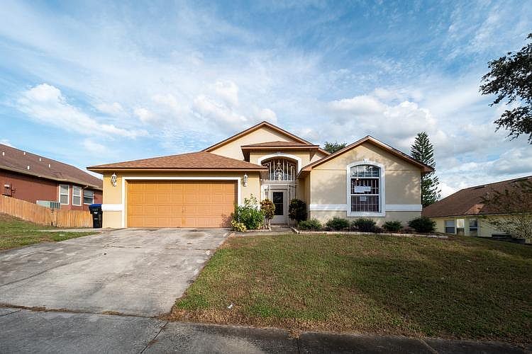 2nd image of 4427 Oakham Ct