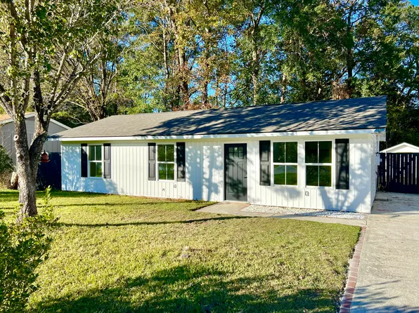 413 Madeline Dr, Goose Creek, SC 29445