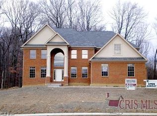 6832 Kyleridge Point, Canfield, OH 44406