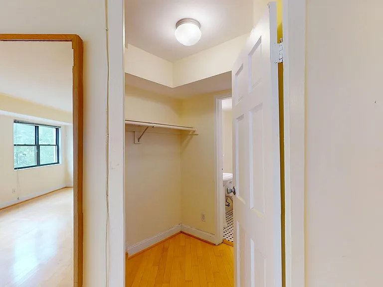 1801 Clydesdale Pl NW #517 — Photo 11