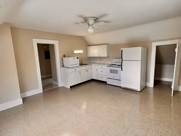 30 Ham St, 30 Ham St #C, Dover, NH 03820