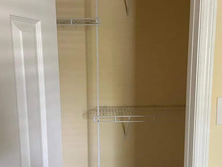 655 Brook Trl — Photo 6