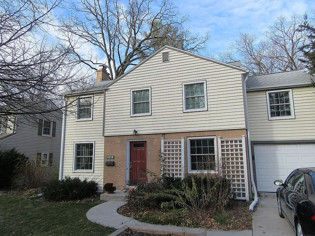 4218 Mohawk Dr photo 1