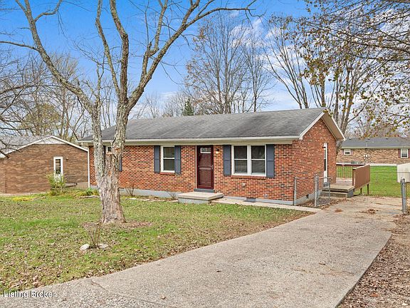 3rd image of 104 Creekstone Ct