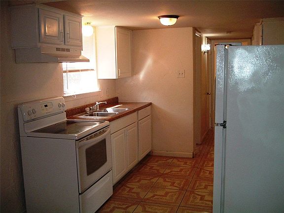 5th image of 3709 Byrd Dr