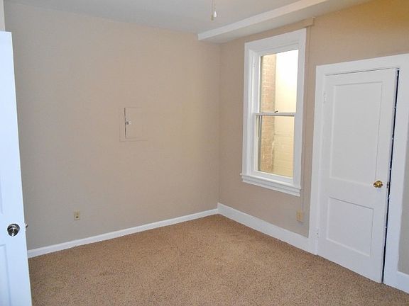 4th image of 156 S Potomac St APT 2N