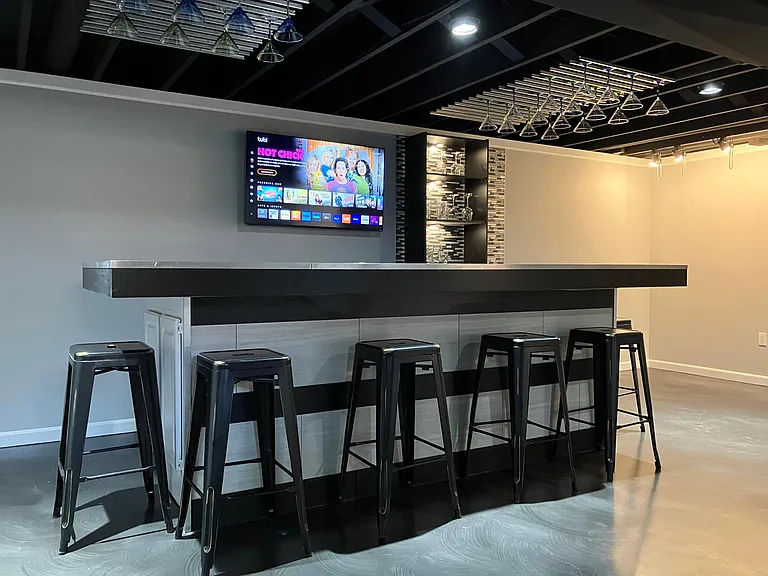 Bar view 2