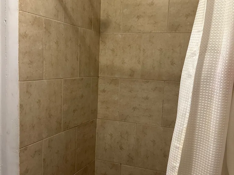264 E 2nd St #4 — Photo 7