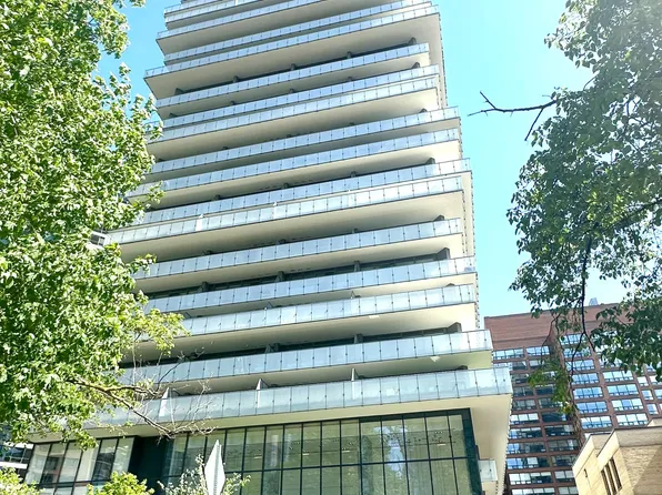 57 Saint Joseph St #1004, Toronto, ON M5S 0C5