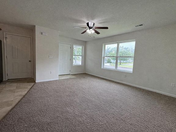 3rd image of 1039 Carrico St