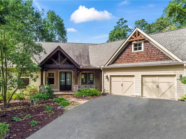 39 Bear Creek Dr, Jasper, GA 30143