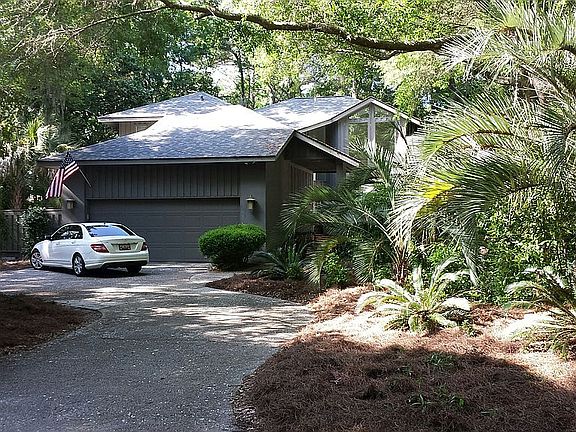 2nd image of 145 Broomsedge Ln