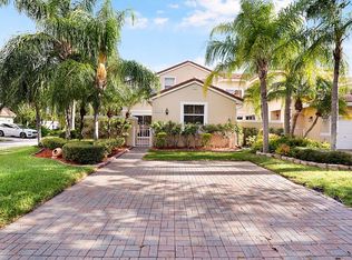 1145 Cherry Palm Ln, Hollywood, FL 33019