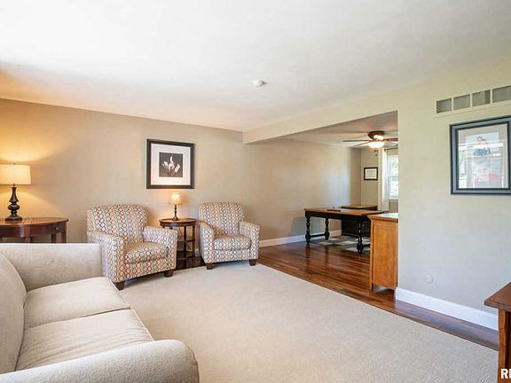 5th image of 1704 W Kingsway Dr