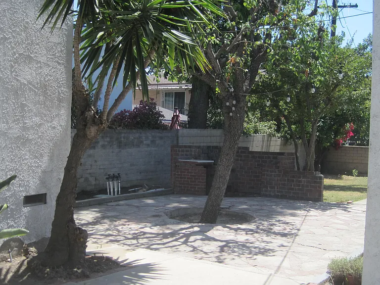 1820 Glenwood Rd — Photo 17