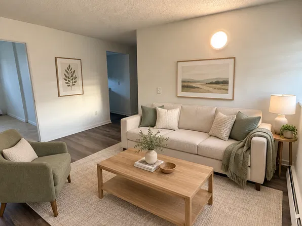 2210 S Dexter St, Denver, CO