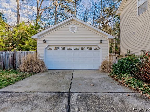 3rd image of 8163 Billings Ct