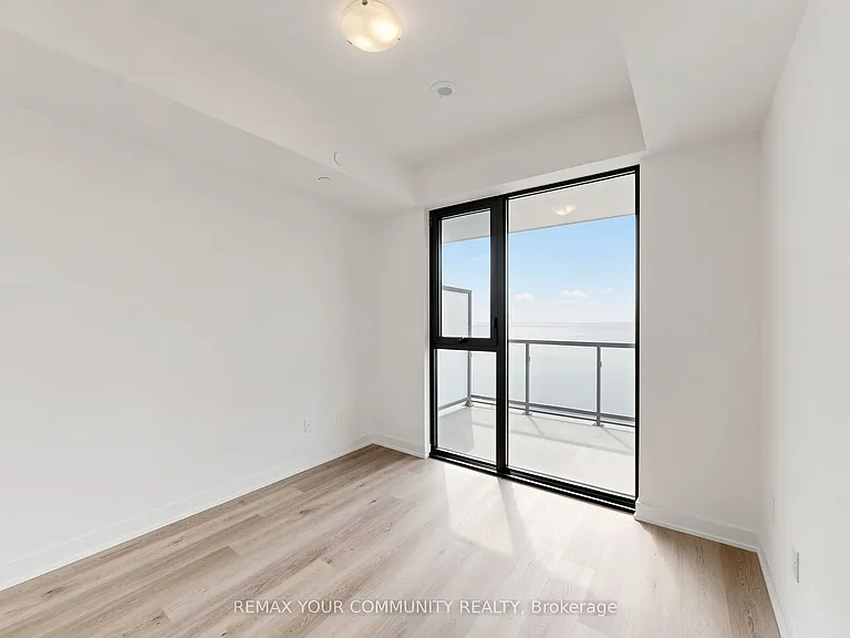 2075 Lakeshore Rd #1607 — Photo 14