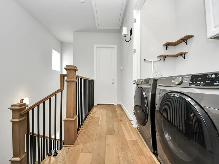 1223 W 16th St #B — Photo 10