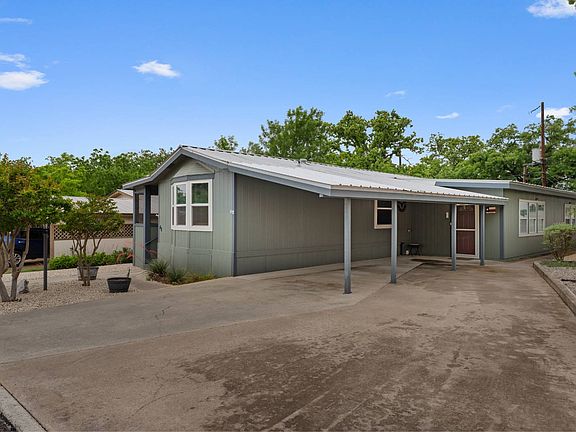 3rd image of 48 Wildwood Ln