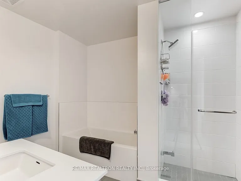 301 Sea Ray Ave #C223 — Photo 16