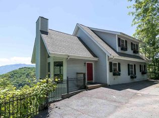 1339 Ski View Dr, Gatlinburg, TN 37738