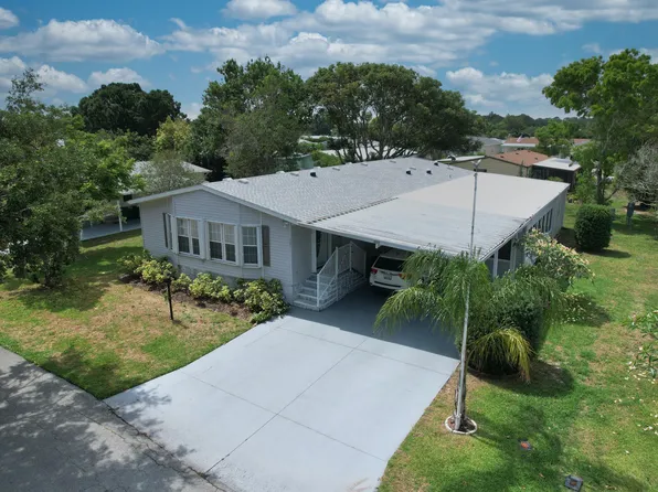 921 Hemlock St, Barefoot Bay, FL 32976