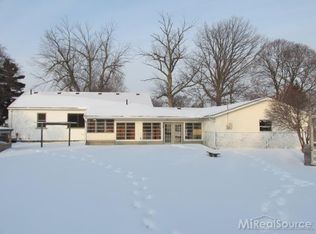 27538 Demrick St, Roseville, MI