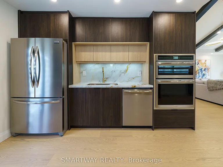 107 Campbell Cres — Photo 23