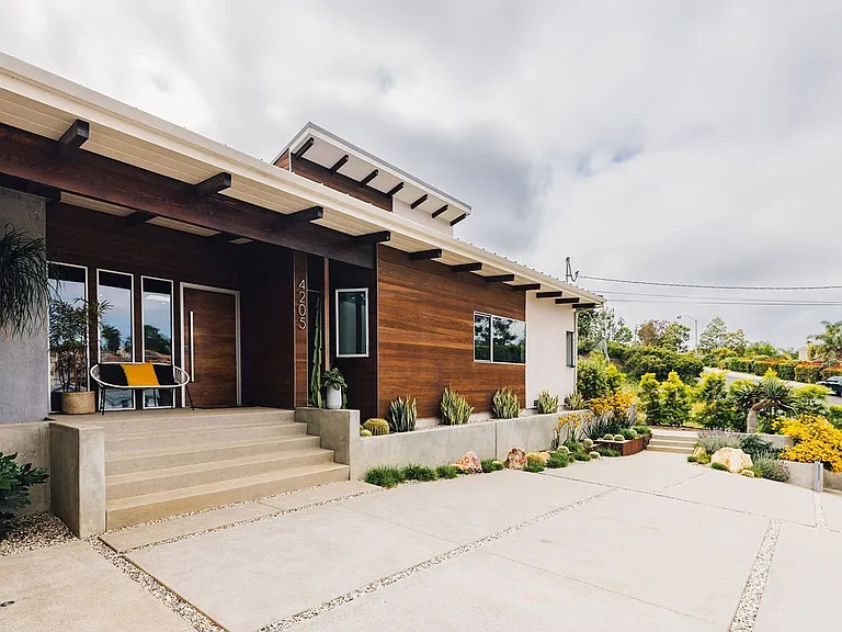 4205 Hillside Dr — Photo 9