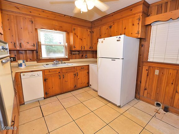 5th image of 804 Oakland Avenue