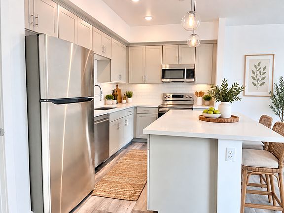 5th image of 1349 W Osborn Rd #14