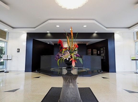 3rd image of 3950 N Lake Shore Dr APT 615