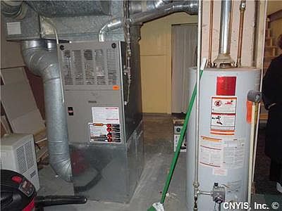 5th image of 444 Orwood Pl