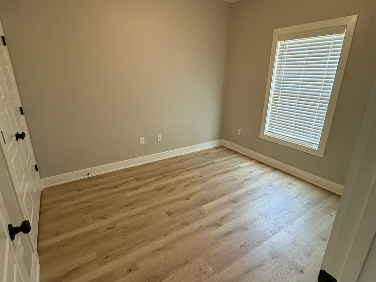 6513 Fortuna Ct — Photo 2