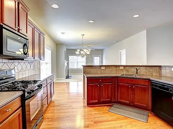 3105 Deercrest Ct — Photo 5