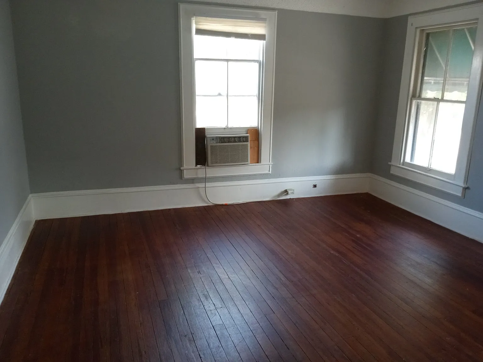 1 bed, 1000 sqft, $1,100 — Photo 4