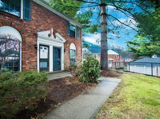 30 Yorktown Dr Unit 30, Springfield, MA 01108