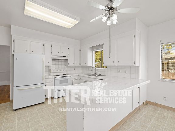 3rd image of 4201 53rd St